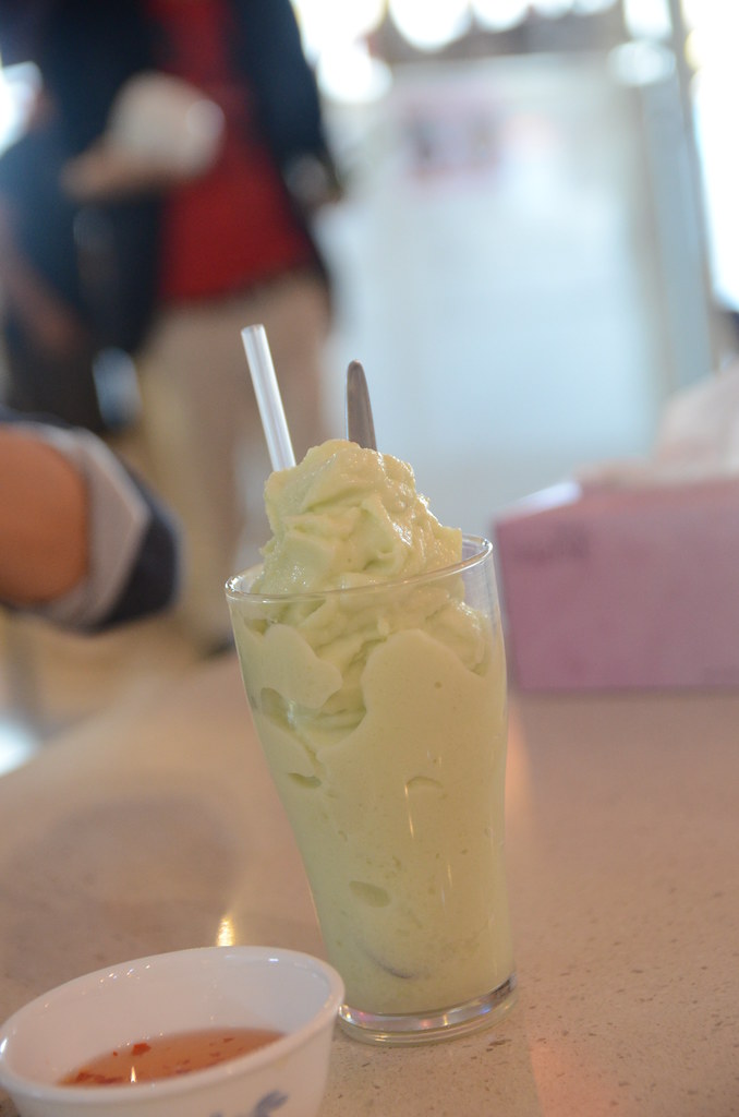 How to Make the Perfect Avocado Smoothie