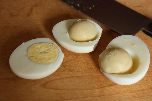 What Are the Best Low Carb Snacks?