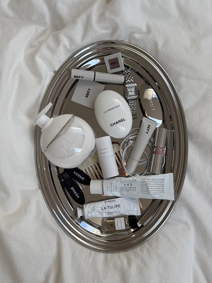 Editorial skincare and bodycare inspiration