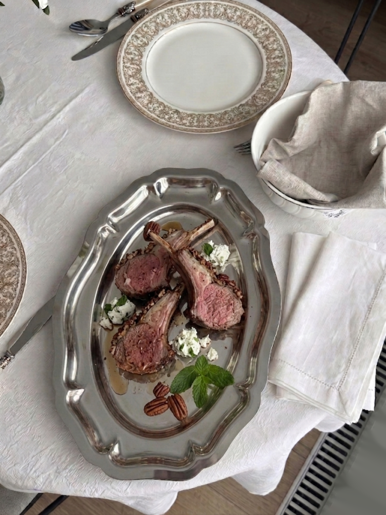 Pecan Crusted Lamb Chops With Minted Goat Cheese 2 Pecan Crusted Lamb Chops with Minted Goat Cheese